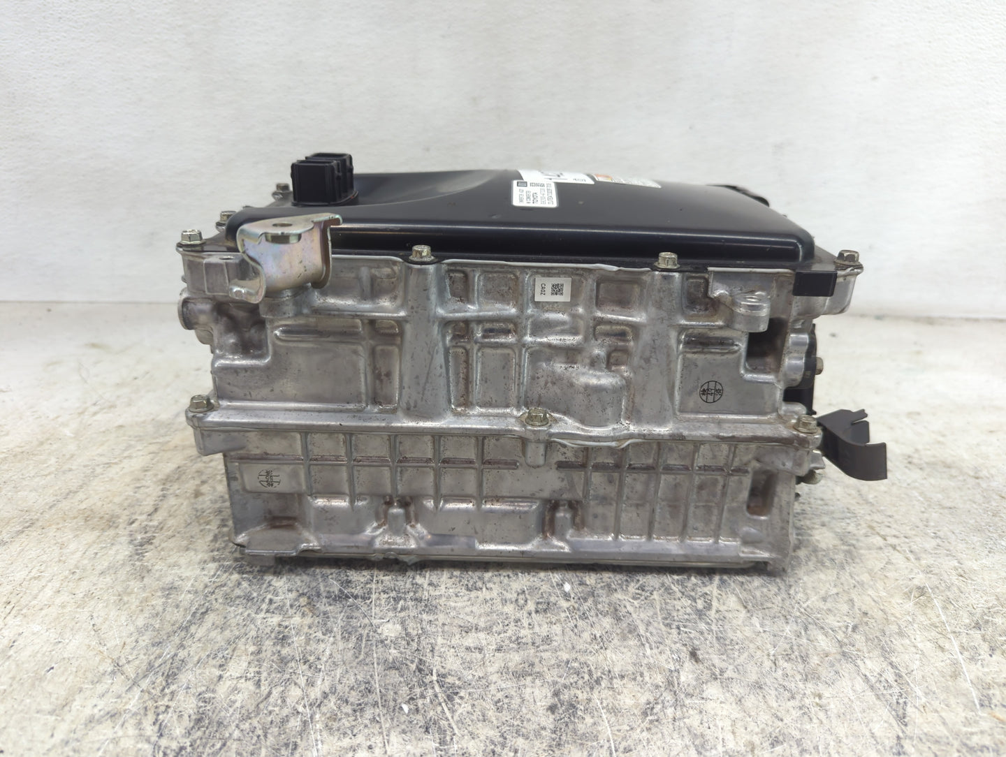2017 Prius Ac Dc Power Control Module Accessory Computer Power Inverter - Oemusedautoparts1.com