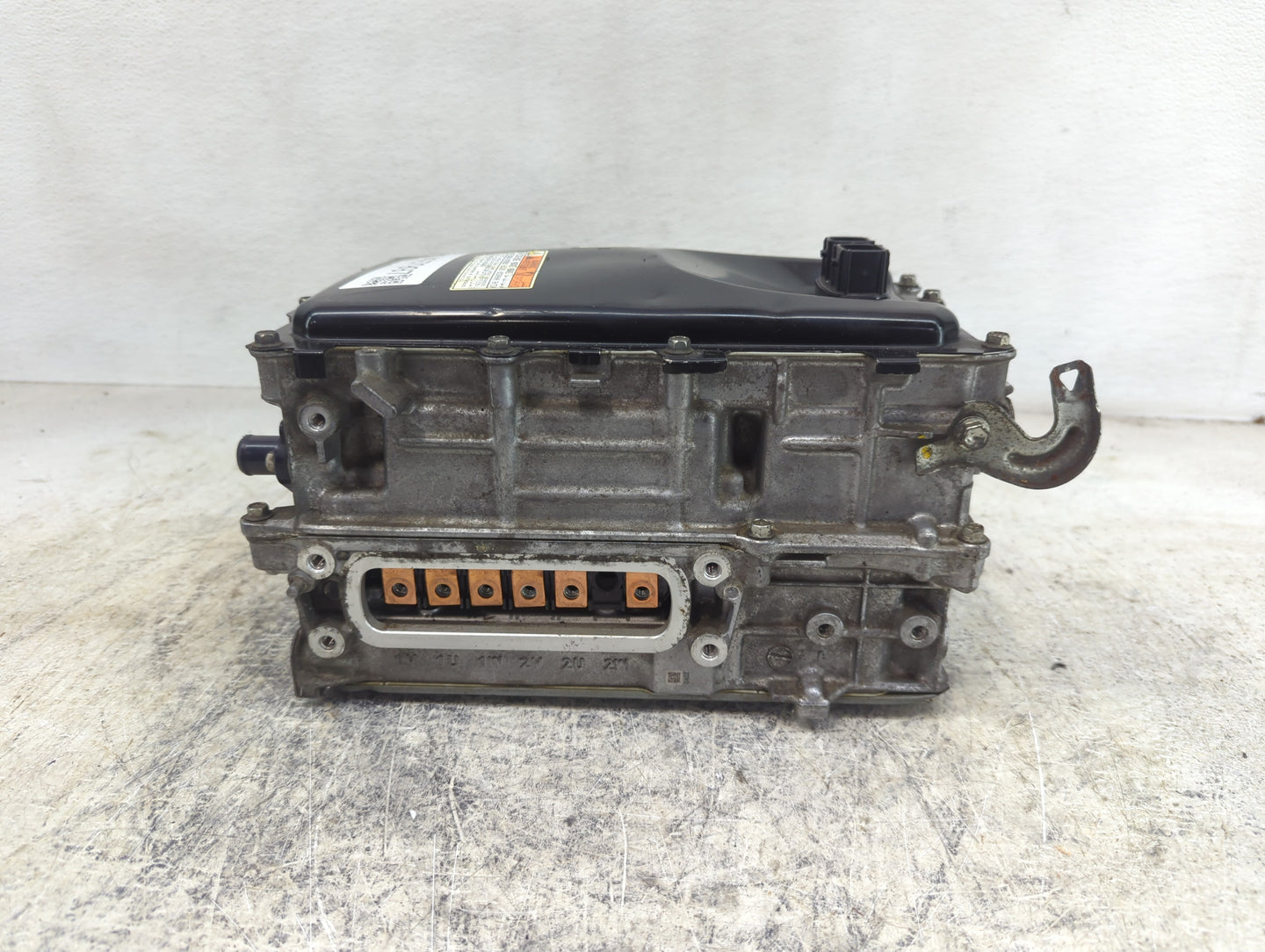 2017 Prius Ac Dc Power Control Module Accessory Computer Power Inverter - Oemusedautoparts1.com