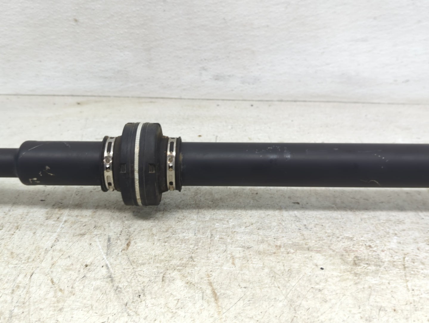 2016-2022 Toyota Prius Axle Shaft Front Passenger Cv C/v - Oemusedautoparts1.com