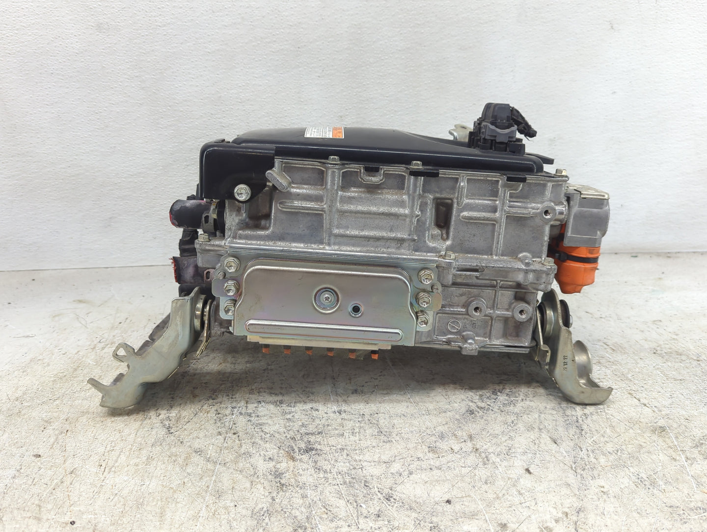 2017 Prius Ac Dc Power Control Module Accessory Computer Power Inverter - Oemusedautoparts1.com