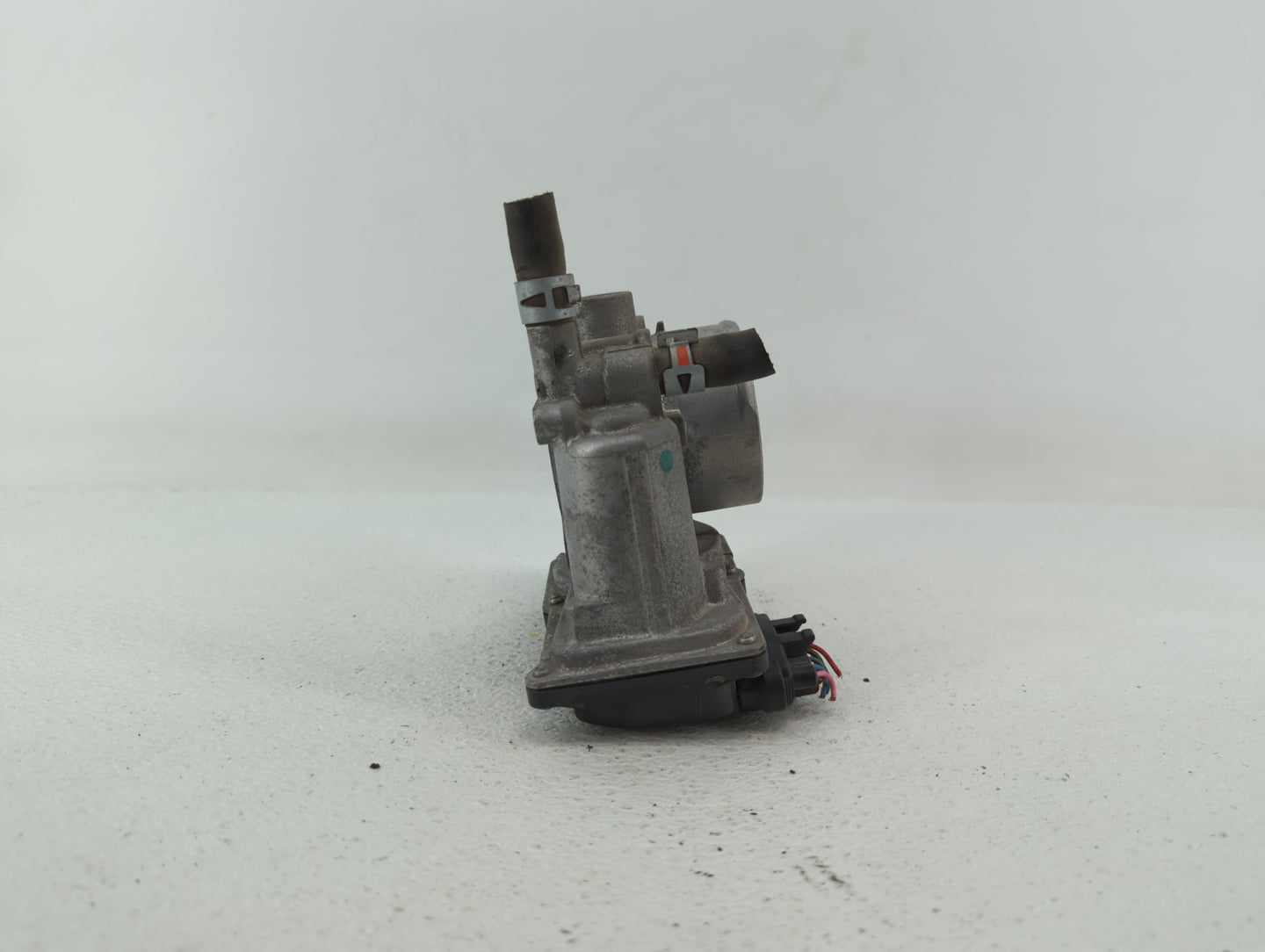 2010-2022 Toyota Prius Throttle Body P/N:22030-37060 Fits Fits 2010 2011 2012 2013 2014 2015 2016 2017 2018 2019 2020 2021 2