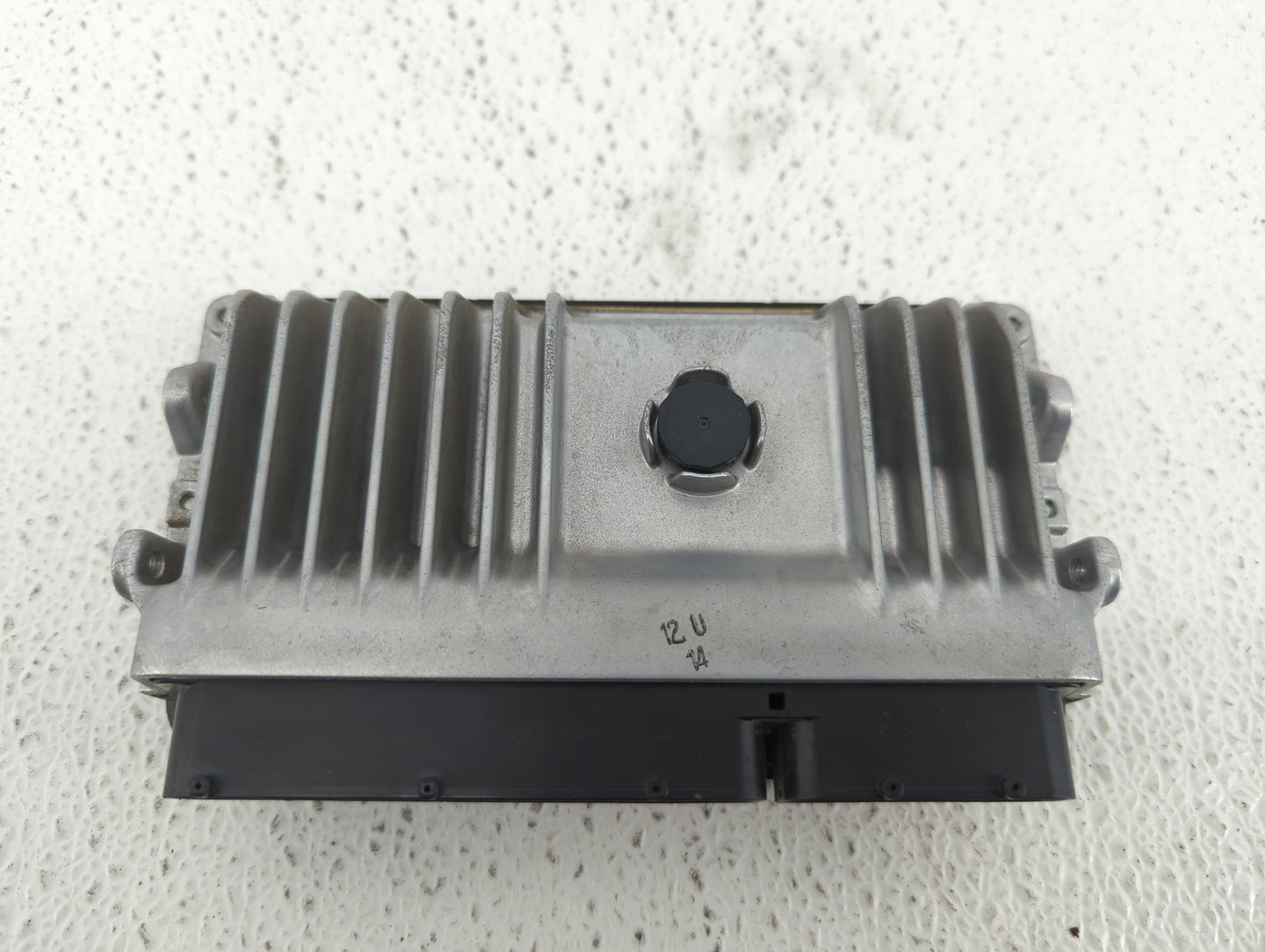 2017-2018 Toyota Prius PCM Engine Control Computer ECU ECM PCU OEM P/N:89661-47643 89661-47642 Fits Fits 2017 2018 OEM Used 