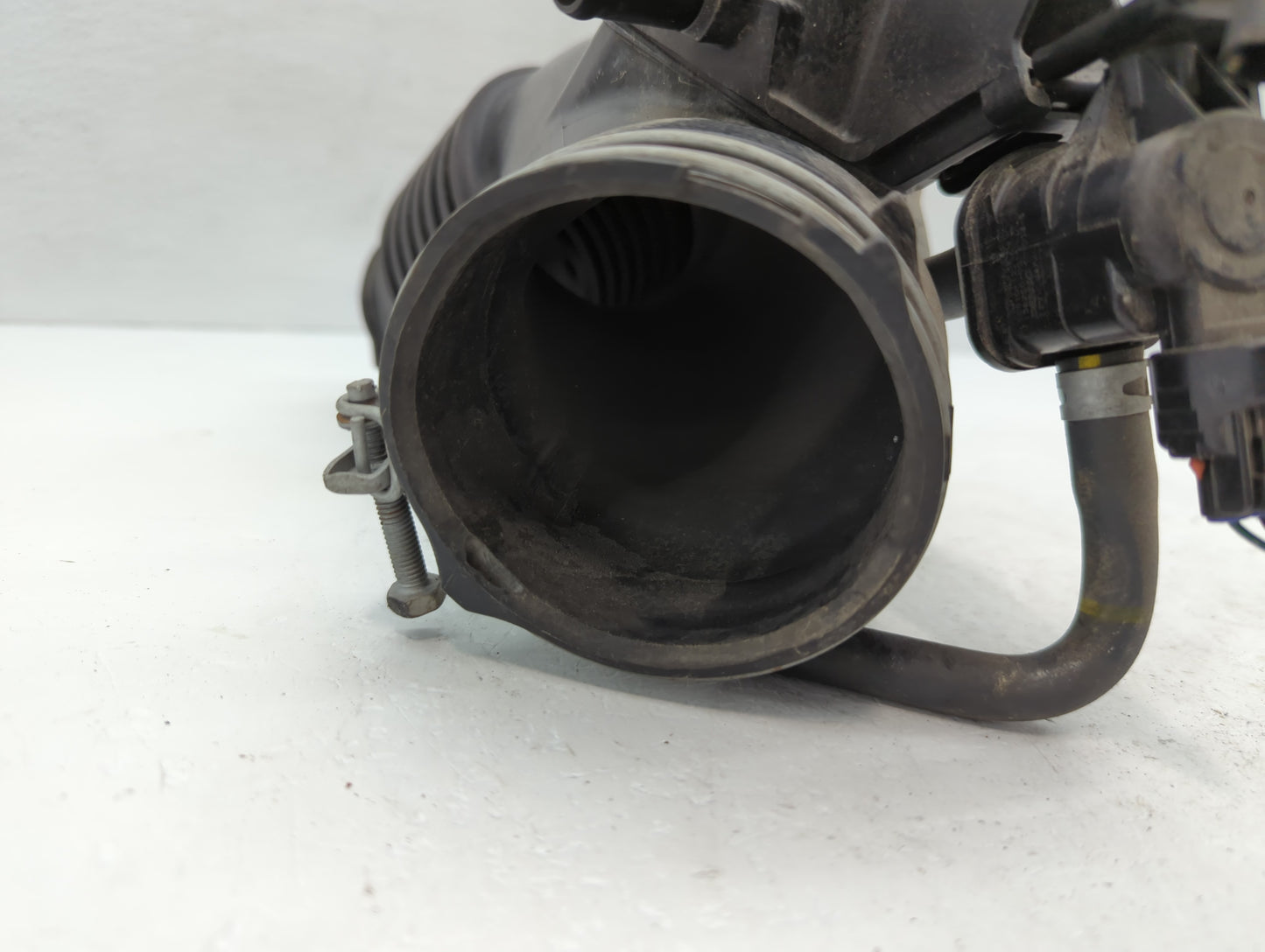 2018 Toyota Rav4 Air Cleaner Intake Duct Hose Tube - Oemusedautoparts1.com