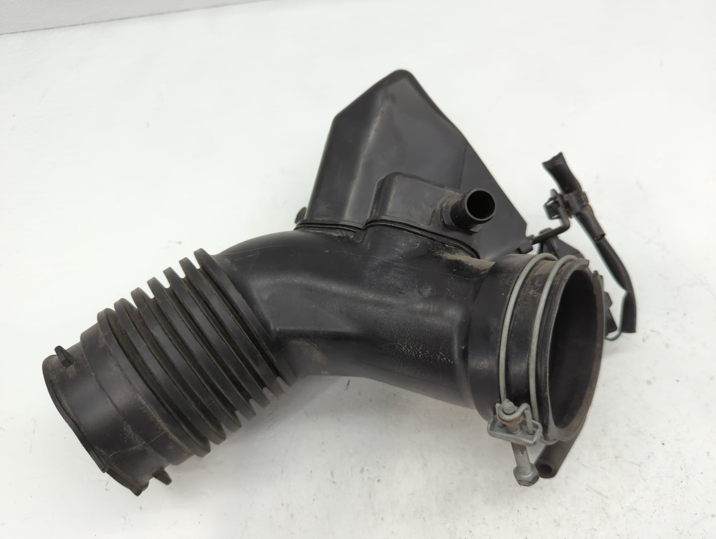 2018 Toyota Rav4 Air Cleaner Intake Duct Hose Tube - Oemusedautoparts1.com