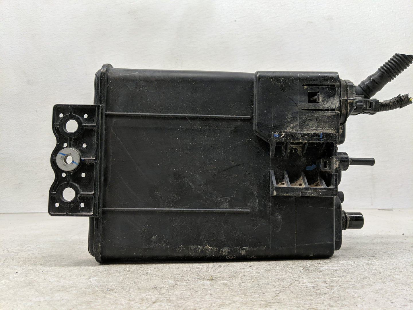 2018 Toyota Rav4 Fuel Vapor Charcoal Canister - Oemusedautoparts1.com
