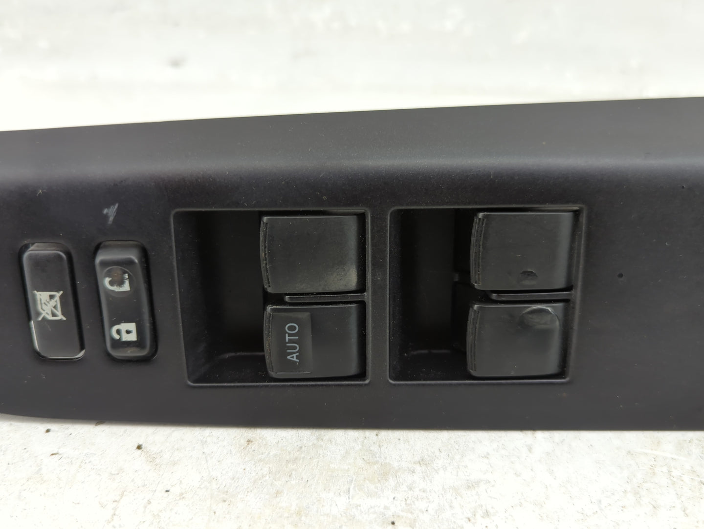 2013-2018 Toyota Rav4 Master Power Window Switch Replacement Driver Side Left P/N:74232-0R070 74232-0R060 Fits OEM Used Auto
