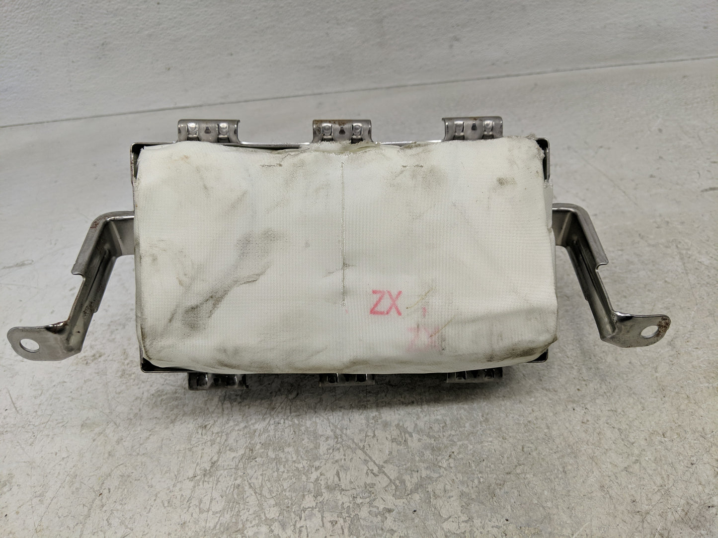 2018 Toyota Rav4 Air Bag Passenger Right Dashboard OEM P/N:Y31B8156870 Fits OEM Used Auto Parts - Oemusedautoparts1.com