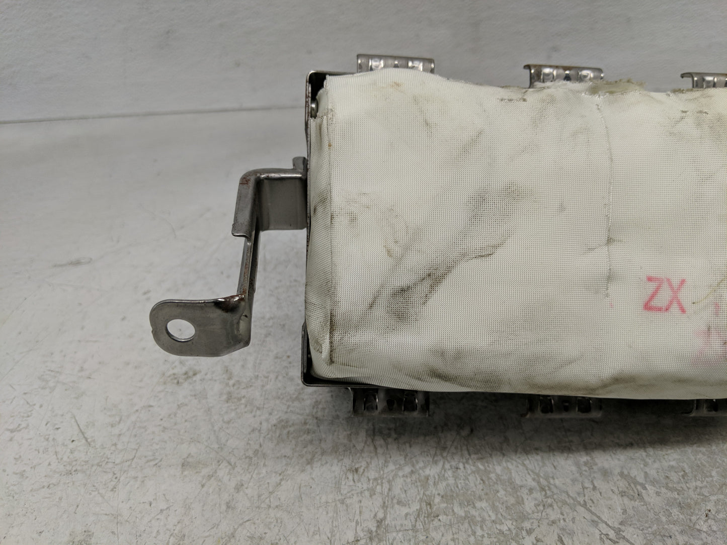 2018 Toyota Rav4 Air Bag Passenger Right Dashboard OEM P/N:Y31B8156870 Fits OEM Used Auto Parts - Oemusedautoparts1.com