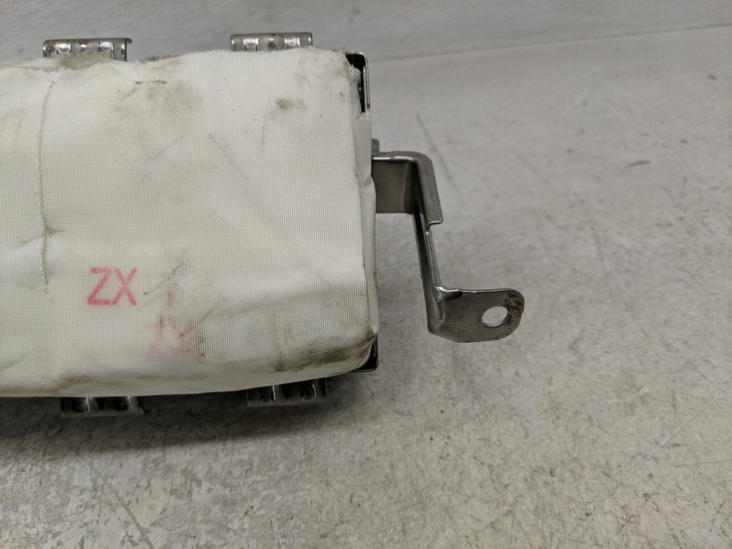 2018 Toyota Rav4 Air Bag Passenger Right Dashboard OEM P/N:Y31B8156870 Fits OEM Used Auto Parts - Oemusedautoparts1.com