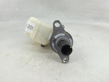 2006-2018 Toyota Rav4 Brake Master Cylinder