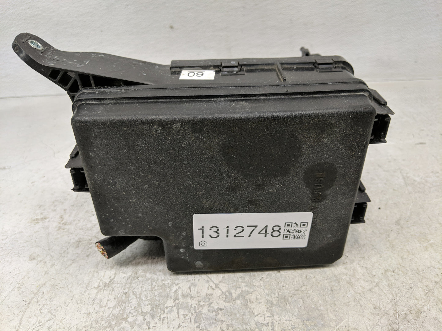 2016-2018 Toyota Rav4 Fusebox Fuse Box Panel Relay Module Fits Fits 2016 2017 2018 OEM Used Auto Parts - Oemusedautoparts1.c