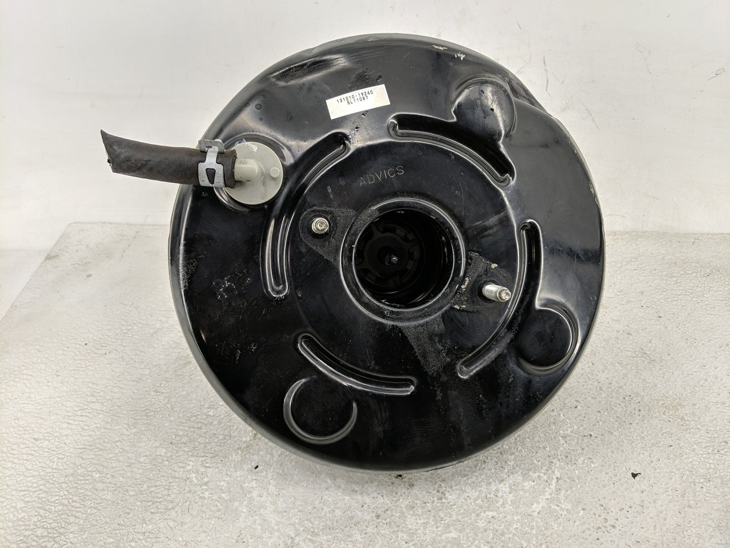 2013-2018 Toyota Rav4 Power Brake Booster Oem - Oemusedautoparts1.com