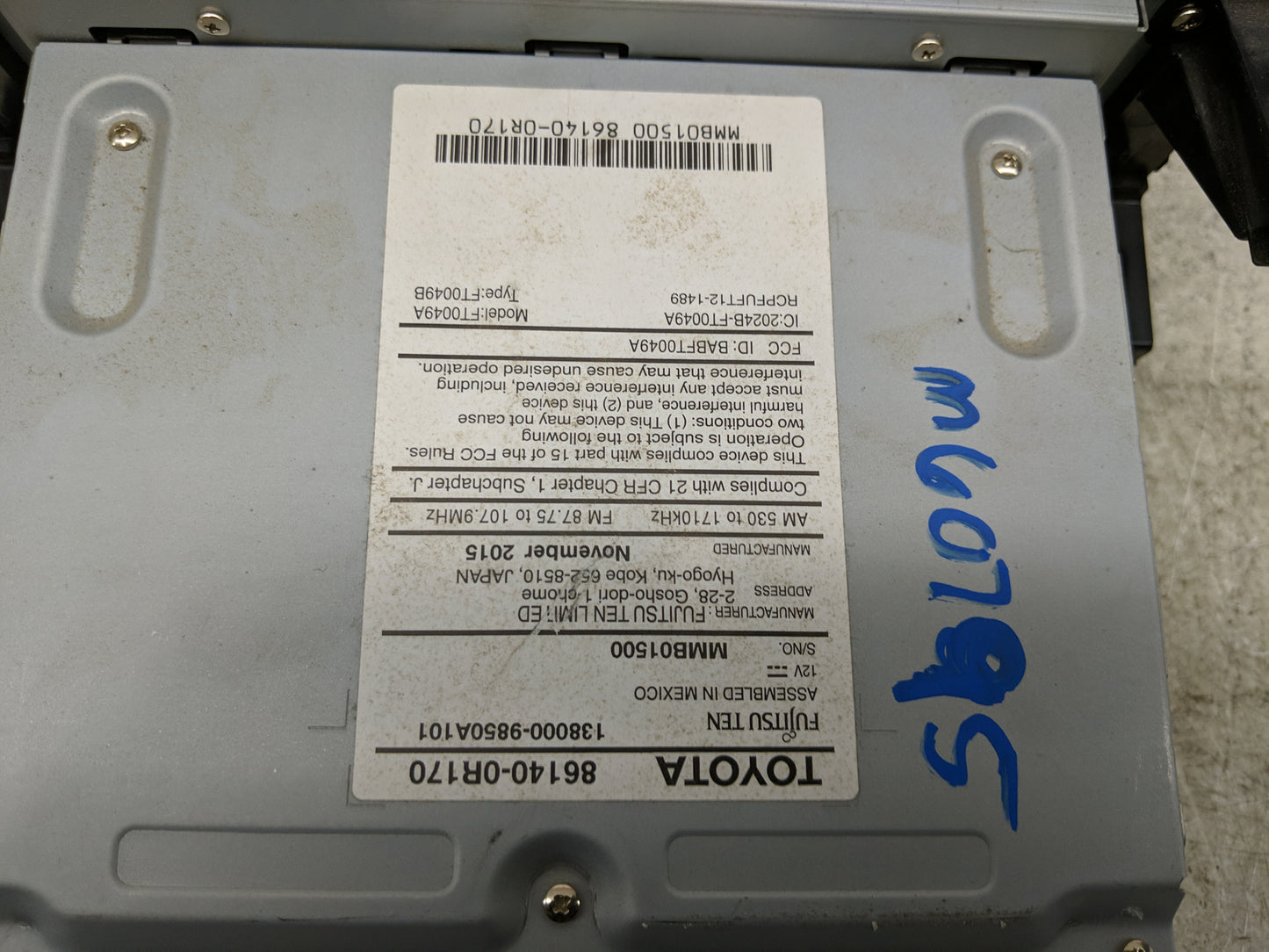2016-2018 Toyota Rav4 Radio AM FM Cd Player Receiver Replacement P/N:86140-0R170 Fits Fits 2016 2017 2018 OEM Used Auto Part