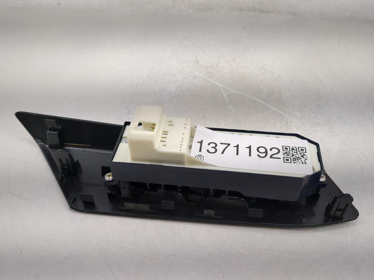 2013-2018 Toyota Rav4 Master Power Window Switch Replacement Driver Side Left P/N:74232-42180 Fits OEM Used Auto Parts - Oem
