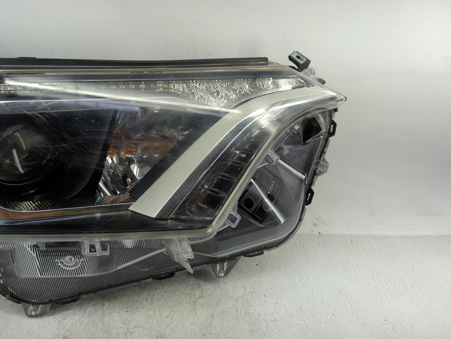 2016-2018 Toyota Rav4 Driver Left Oem Head Light Headlight Lamp - Oemusedautoparts1.com