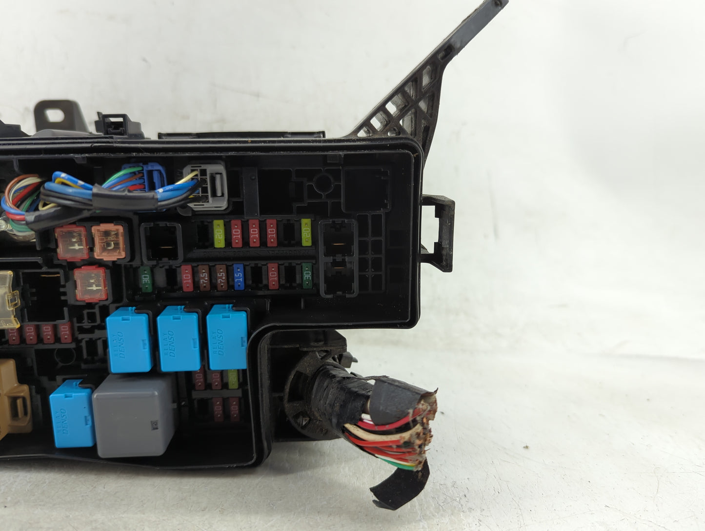 2013-2018 Toyota Rav4 Fusebox Fuse Box Panel Relay Module Fits Fits 2013 2014 2015 2016 2017 2018 2019 2020 2021 OEM Used Au