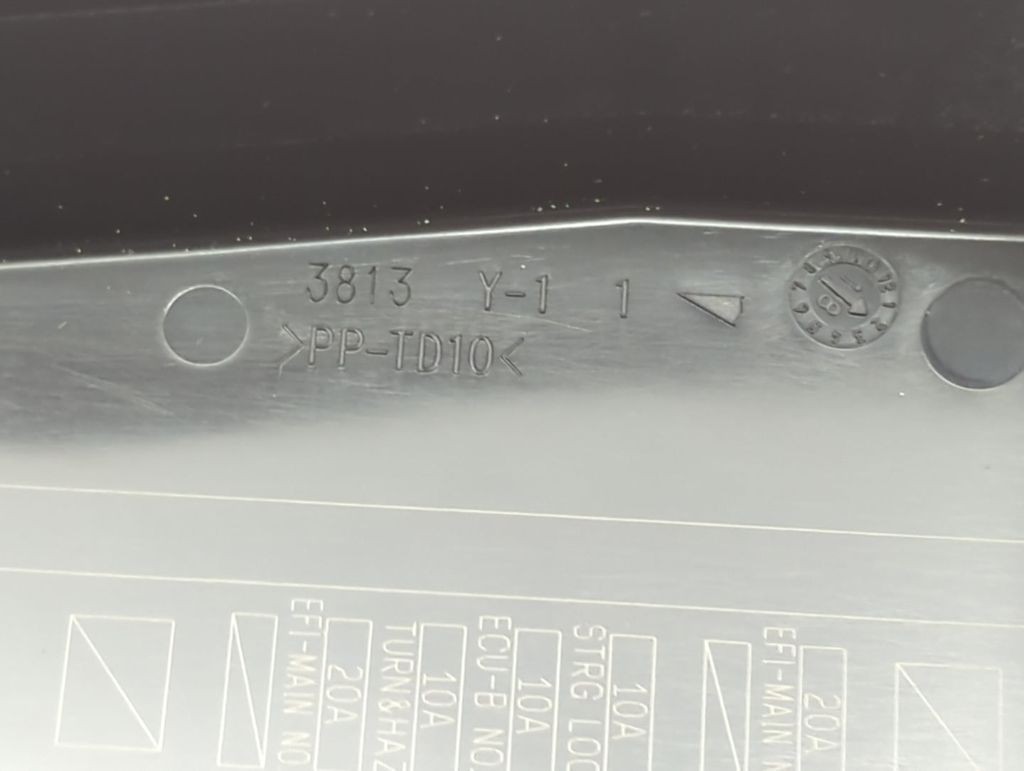 2013-2018 Toyota Rav4 Fusebox Fuse Box Panel Relay Module Fits Fits 2013 2014 2015 2016 2017 2018 2019 2020 2021 OEM Used Au