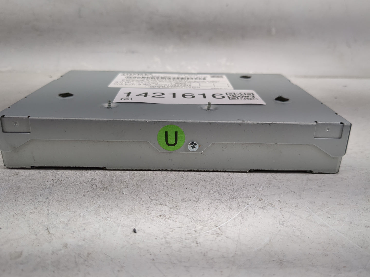 2016-2018 Toyota Rav4 Radio AM FM Cd Player Receiver Replacement P/N:86180-35050 Fits Fits 2016 2017 2018 OEM Used Auto Part