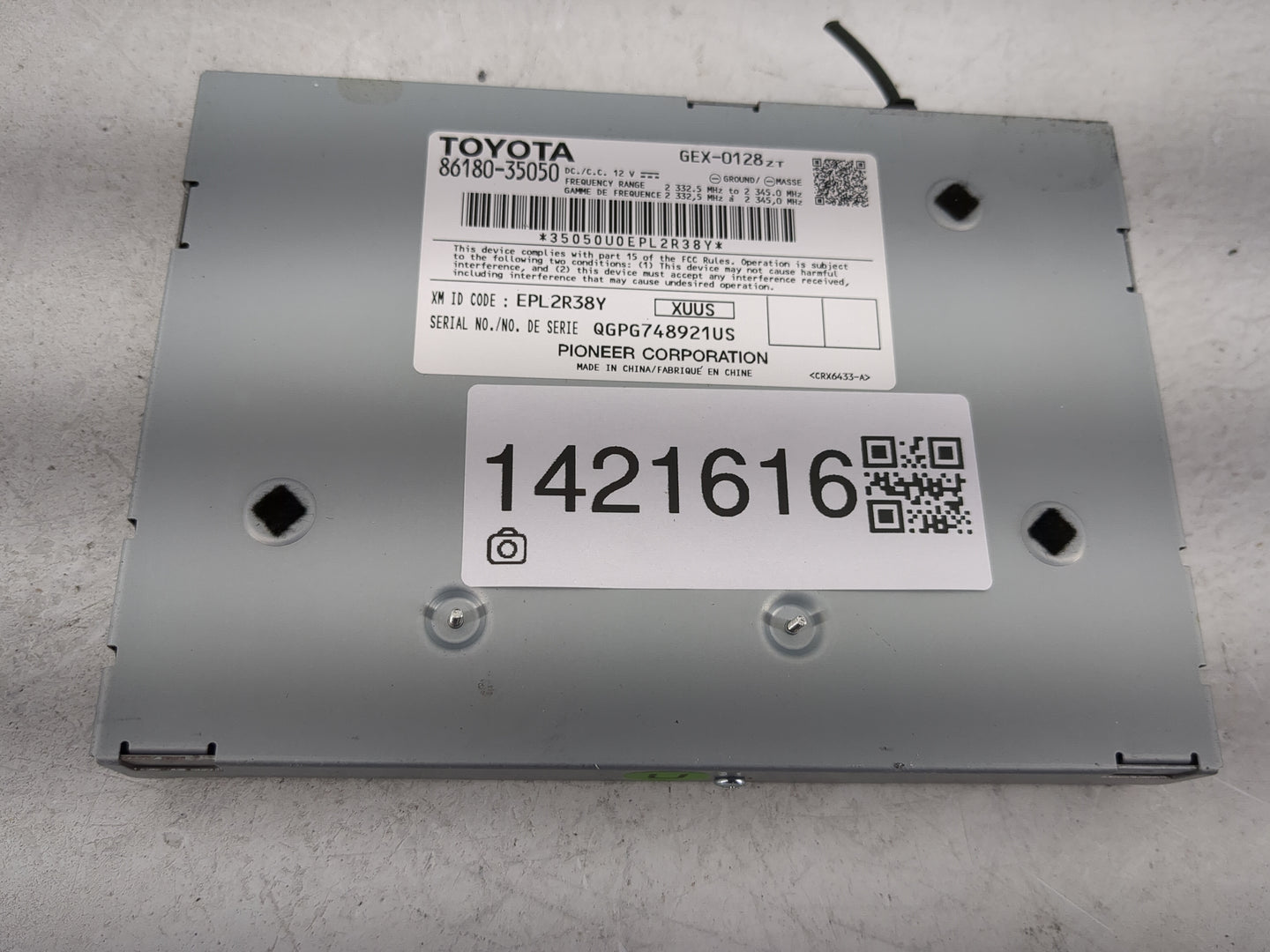 2016-2018 Toyota Rav4 Radio AM FM Cd Player Receiver Replacement P/N:86180-35050 Fits Fits 2016 2017 2018 OEM Used Auto Part