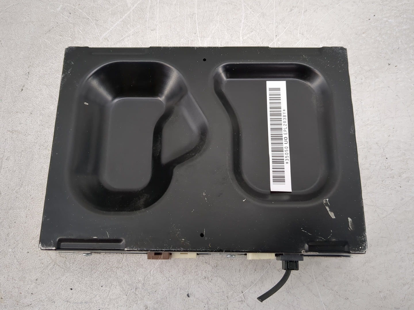 2016-2018 Toyota Rav4 Radio AM FM Cd Player Receiver Replacement P/N:86180-35050 Fits Fits 2016 2017 2018 OEM Used Auto Part