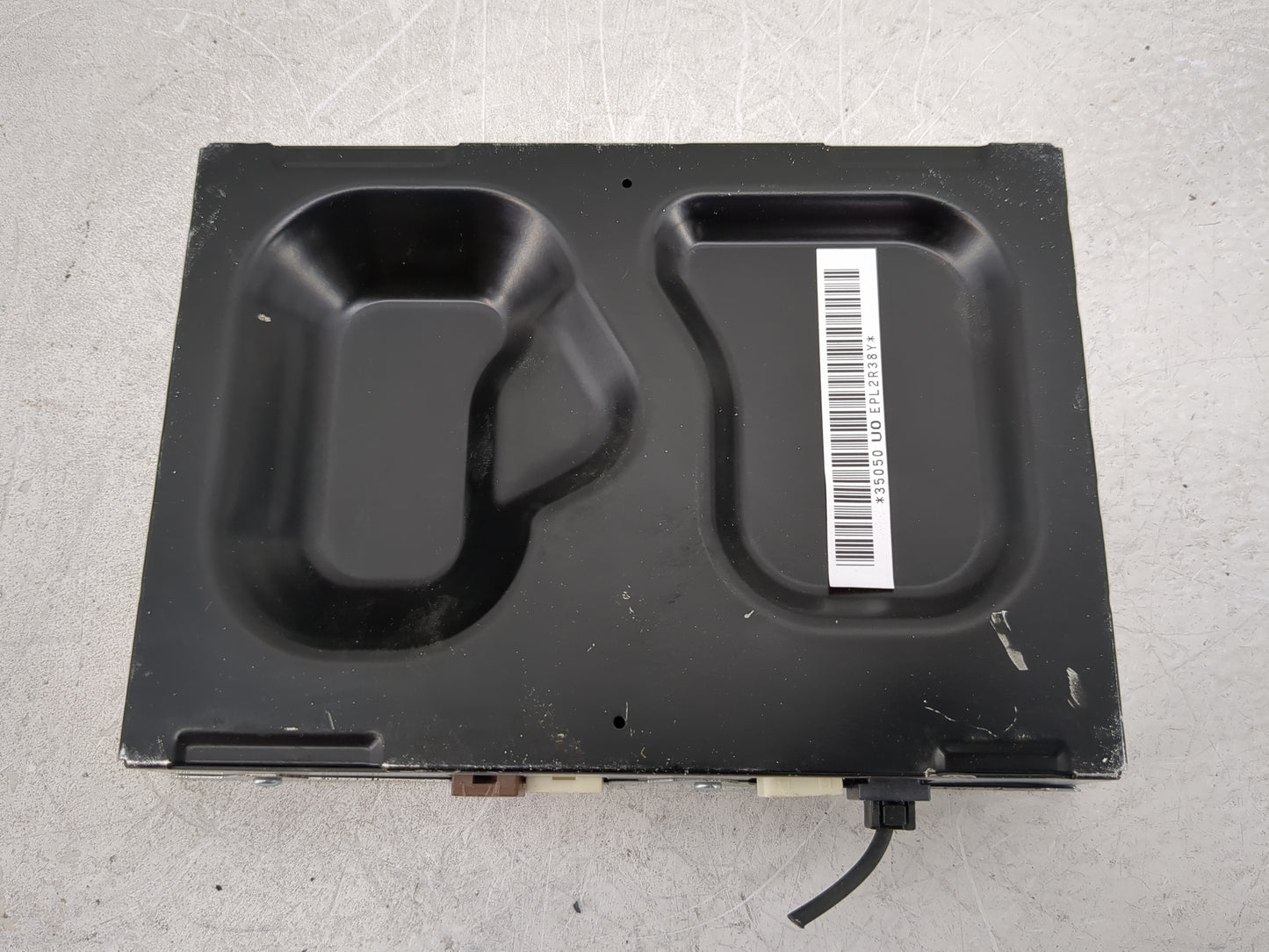 2016-2018 Toyota Rav4 Radio AM FM Cd Player Receiver Replacement P/N:86180-35050 Fits Fits 2016 2017 2018 OEM Used Auto Part