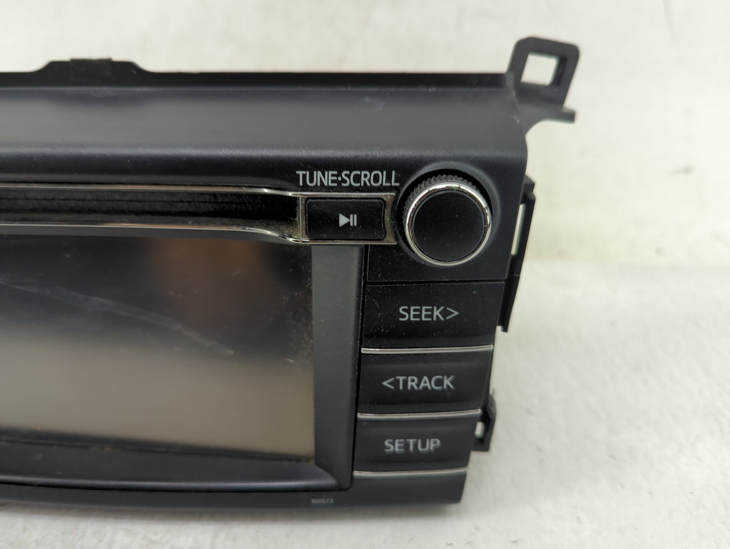 2016-2018 Toyota Rav4 Radio AM FM Cd Player Receiver Replacement P/N:86140-42110 138000-9880H101 Fits Fits 2016 2017 2018 OE