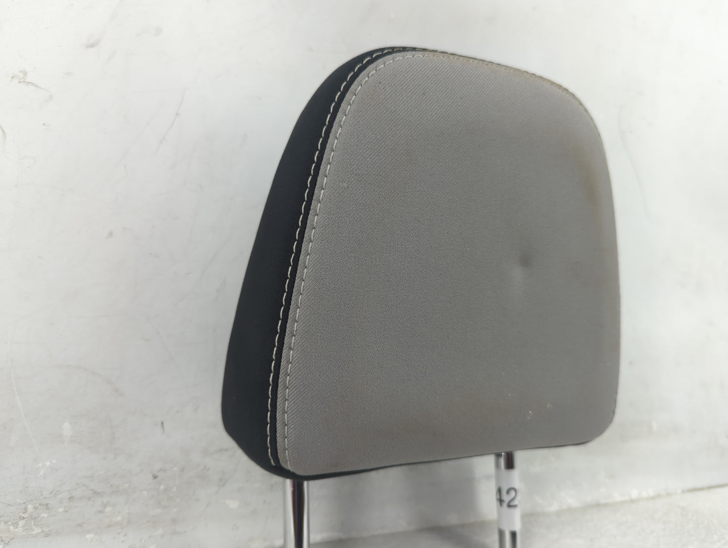 2018 Toyota Rav4 Headrest Head Rest Rear Seat Fits OEM Used Auto Parts - Oemusedautoparts1.com
