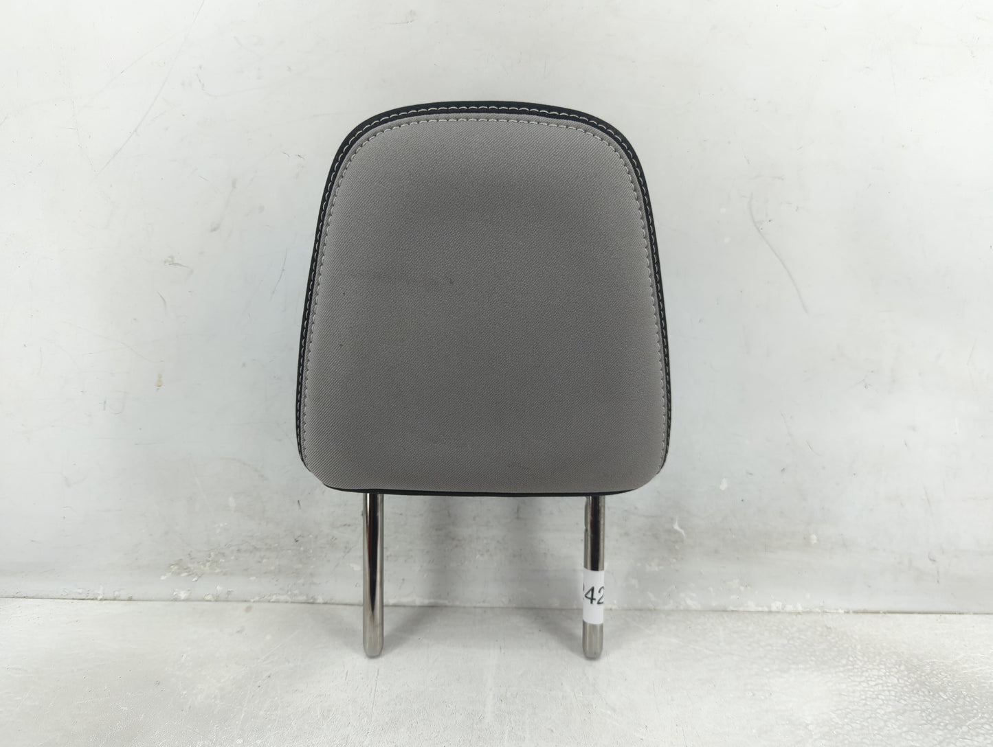 2018 Toyota Rav4 Headrest Head Rest Front Driver Passenger Seat Fits OEM Used Auto Parts - Oemusedautoparts1.com