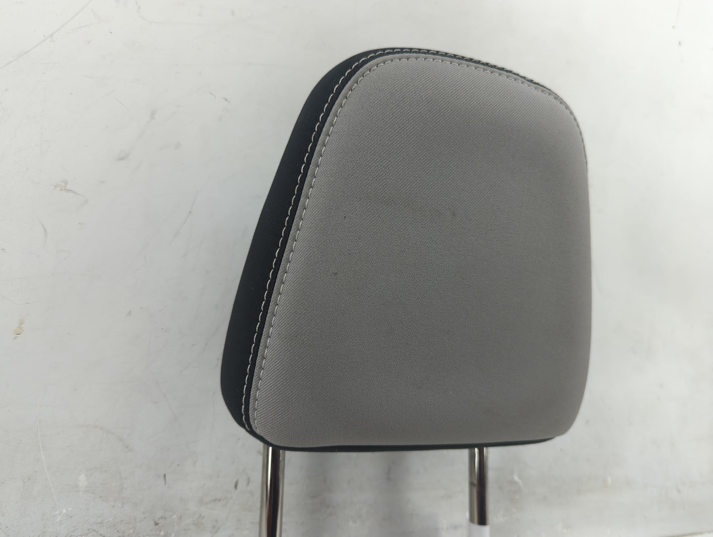 2018 Toyota Rav4 Headrest Head Rest Front Driver Passenger Seat Fits OEM Used Auto Parts - Oemusedautoparts1.com