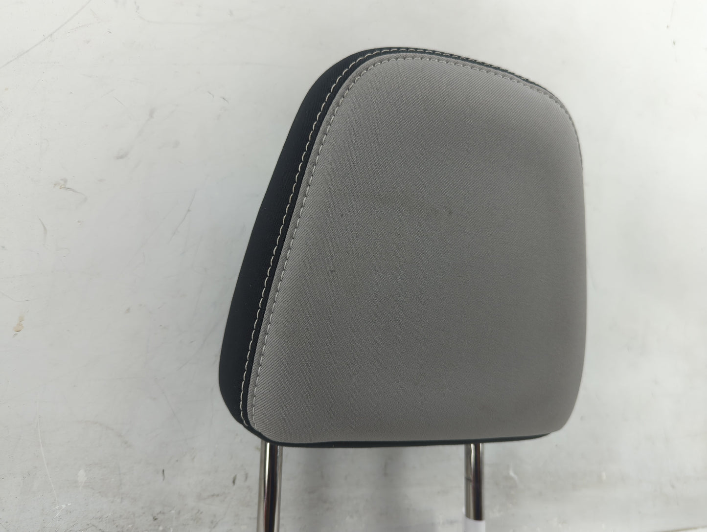 2018 Toyota Rav4 Headrest Head Rest Front Driver Passenger Seat Fits OEM Used Auto Parts - Oemusedautoparts1.com