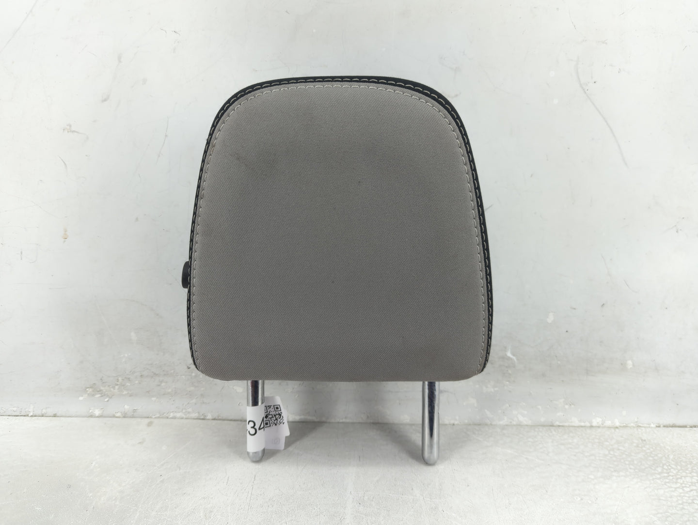 2018 Toyota Rav4 Headrest Head Rest Rear Seat Fits OEM Used Auto Parts - Oemusedautoparts1.com