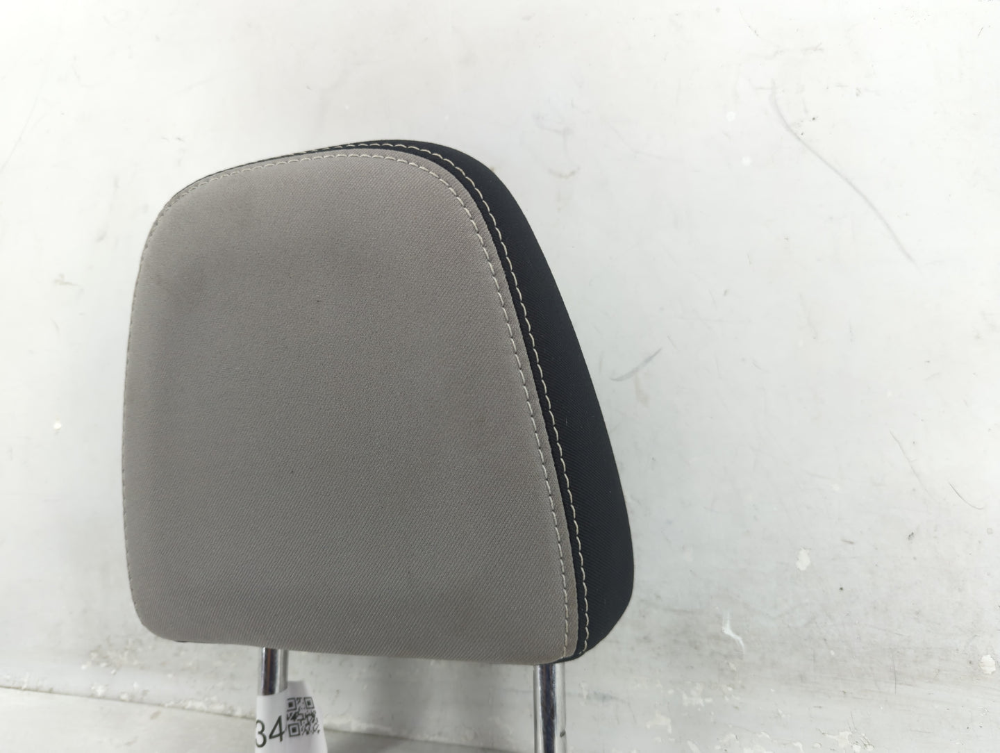 2018 Toyota Rav4 Headrest Head Rest Rear Seat Fits OEM Used Auto Parts - Oemusedautoparts1.com