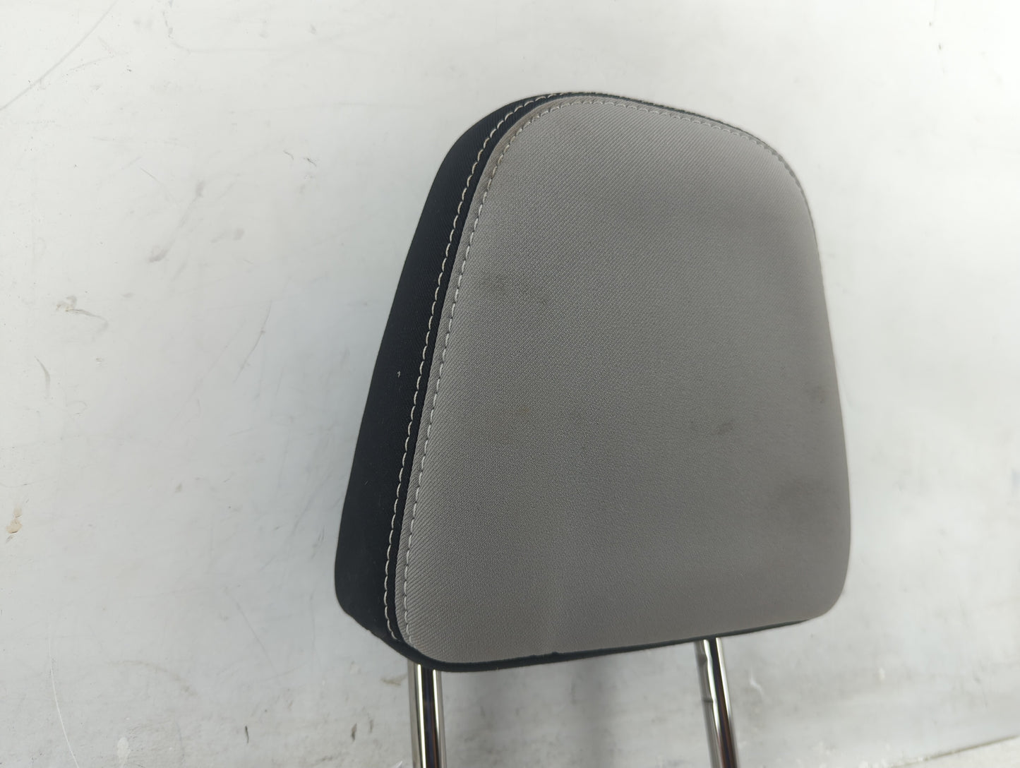 2018 Toyota Rav4 Headrest Head Rest Front Driver Seat Gray - Oemusedautoparts1.com