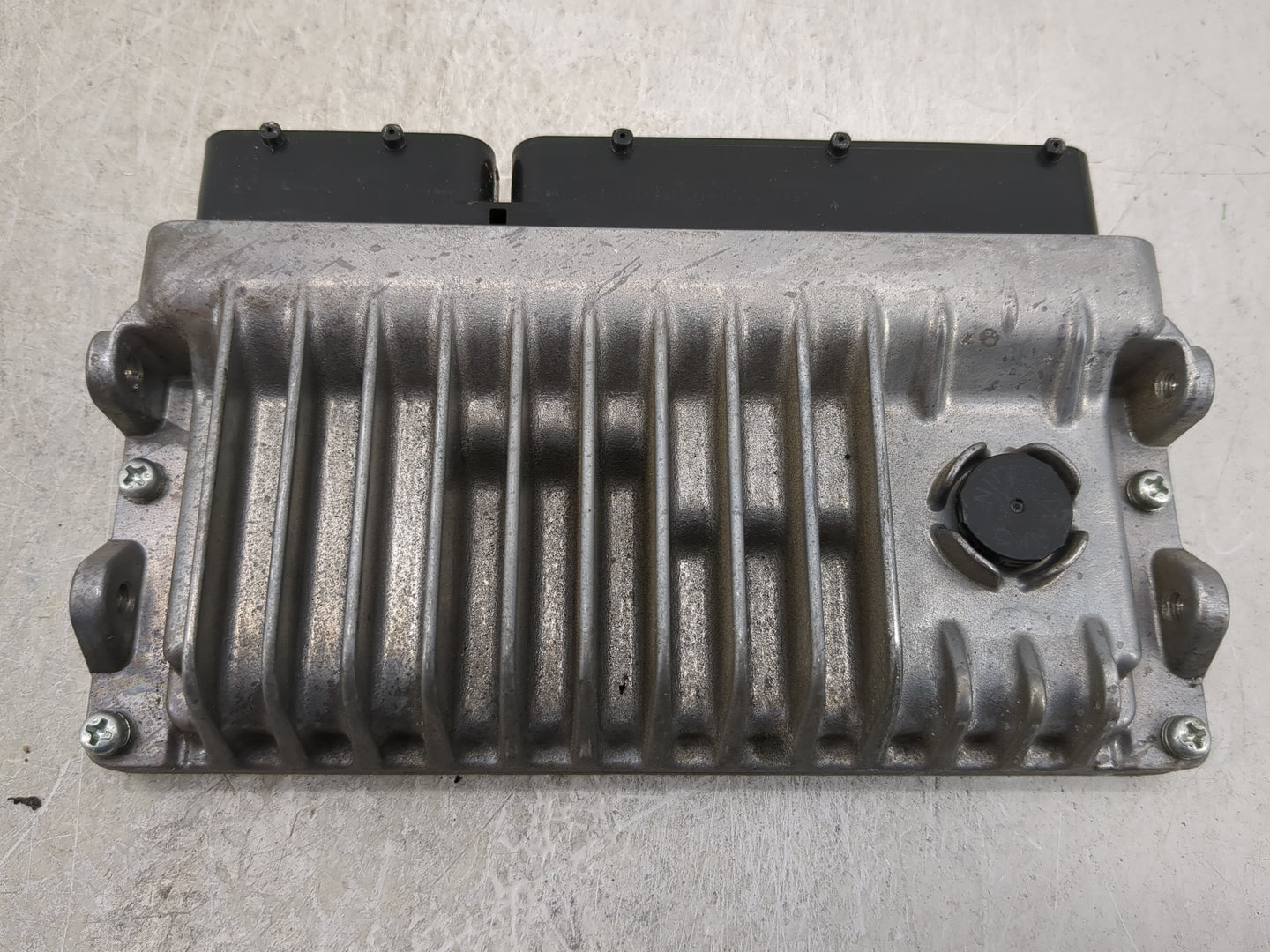 2016-2018 Toyota Rav4 PCM Engine Control Computer ECU ECM PCU OEM P/N:89661-0R522 TN276200-9730 Fits Fits 2016 2017 2018 OEM