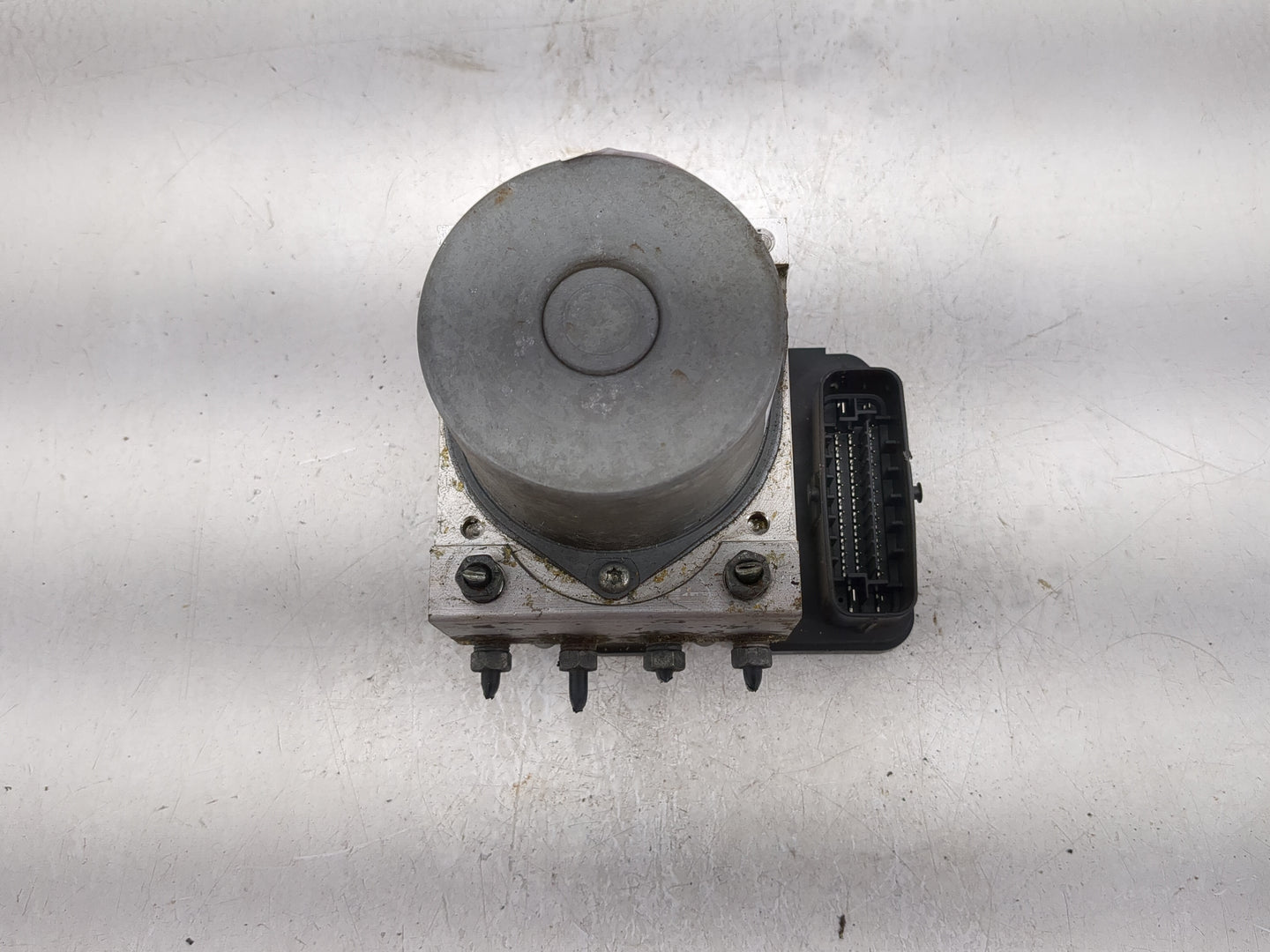 2018 Toyota Rav4 ABS Pump Control Module Replacement P/N:44540-0R070 171064, BR0437, 0014 Fits OEM Used Auto Parts - Oemused