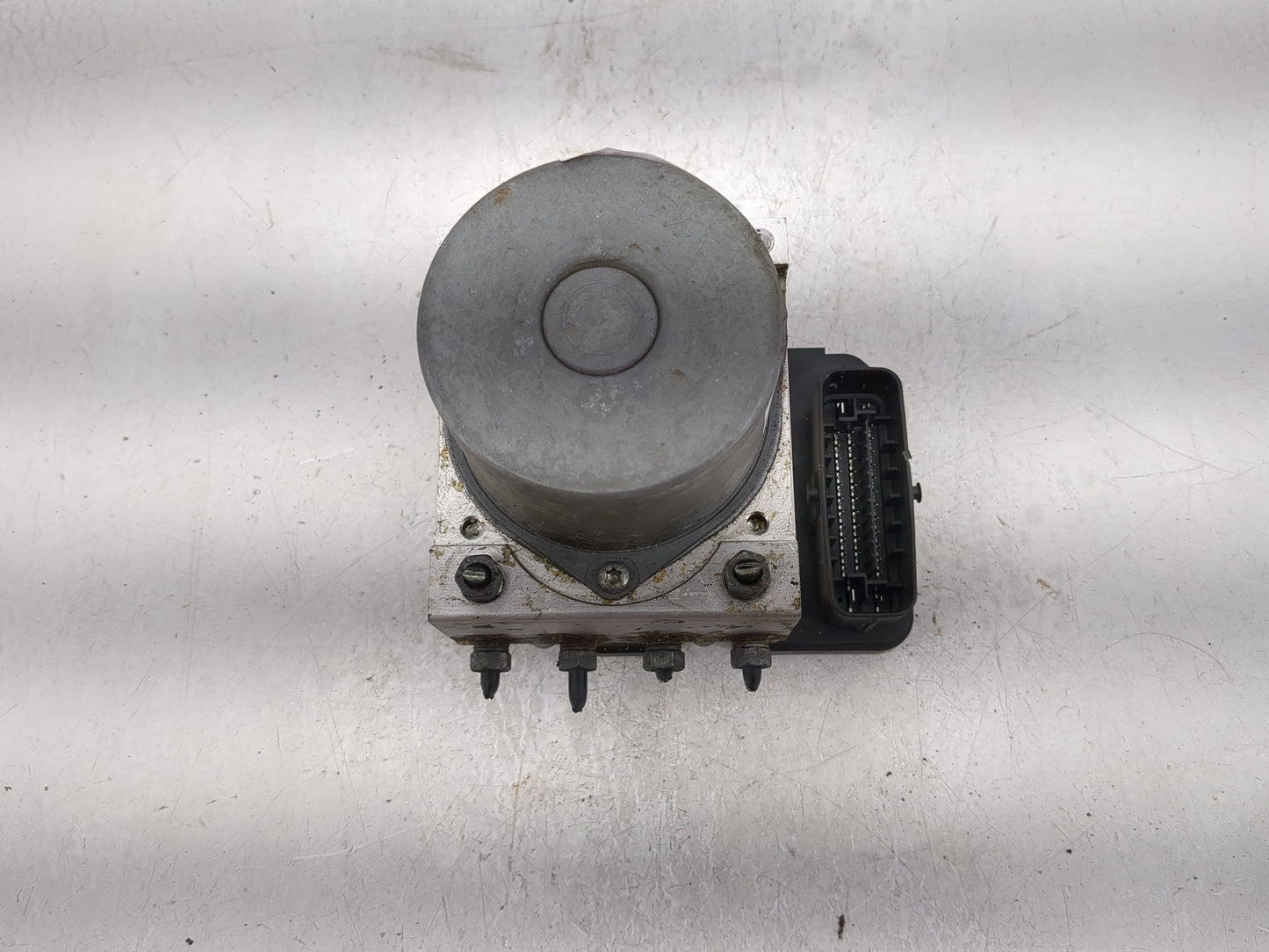 2018 Toyota Rav4 ABS Pump Control Module Replacement P/N:44540-0R070 171064, BR0437, 0014 Fits OEM Used Auto Parts - Oemused