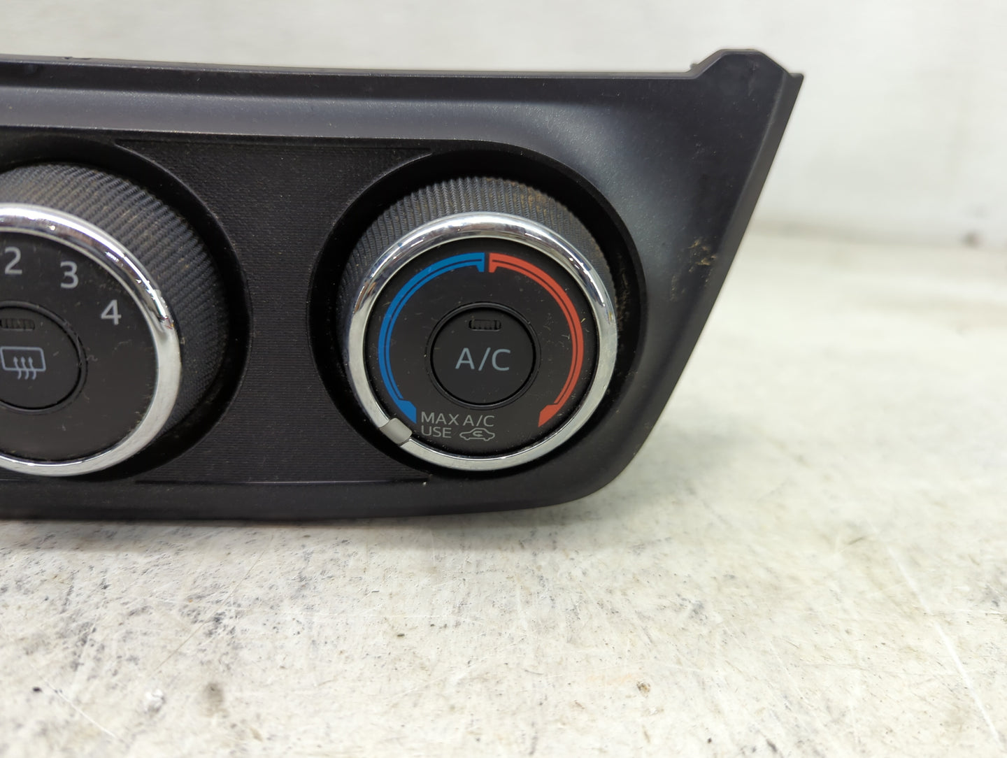 2013-2018 Toyota Rav4 Climate Control Module Temperature AC/Heater Replacement P/N:75F709 Fits OEM Used Auto Parts - Oemused