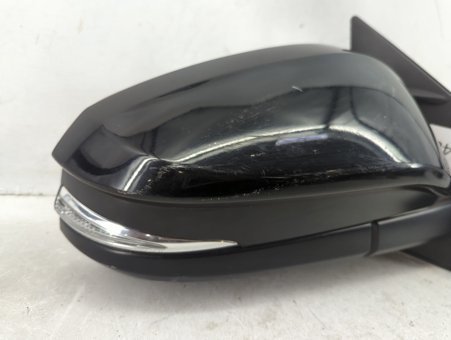 2015-2018 Toyota Rav4 Driver Left Side View Power Door Mirror Black - Oemusedautoparts1.com
