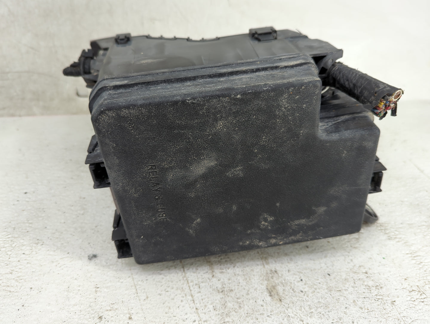 2016-2018 Toyota Rav4 Fusebox Fuse Box Panel Relay Module P/N:7171-4808-30 Fits Fits 2016 2017 2018 OEM Used Auto Parts - Oe