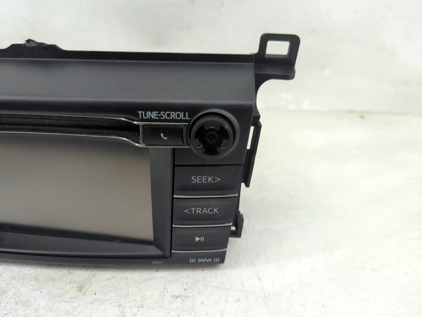 2016-2018 Toyota Rav4 Radio AM FM Cd Player Receiver Replacement P/N:86140-42460 86180-35050 Fits Fits 2016 2017 2018 OEM Us