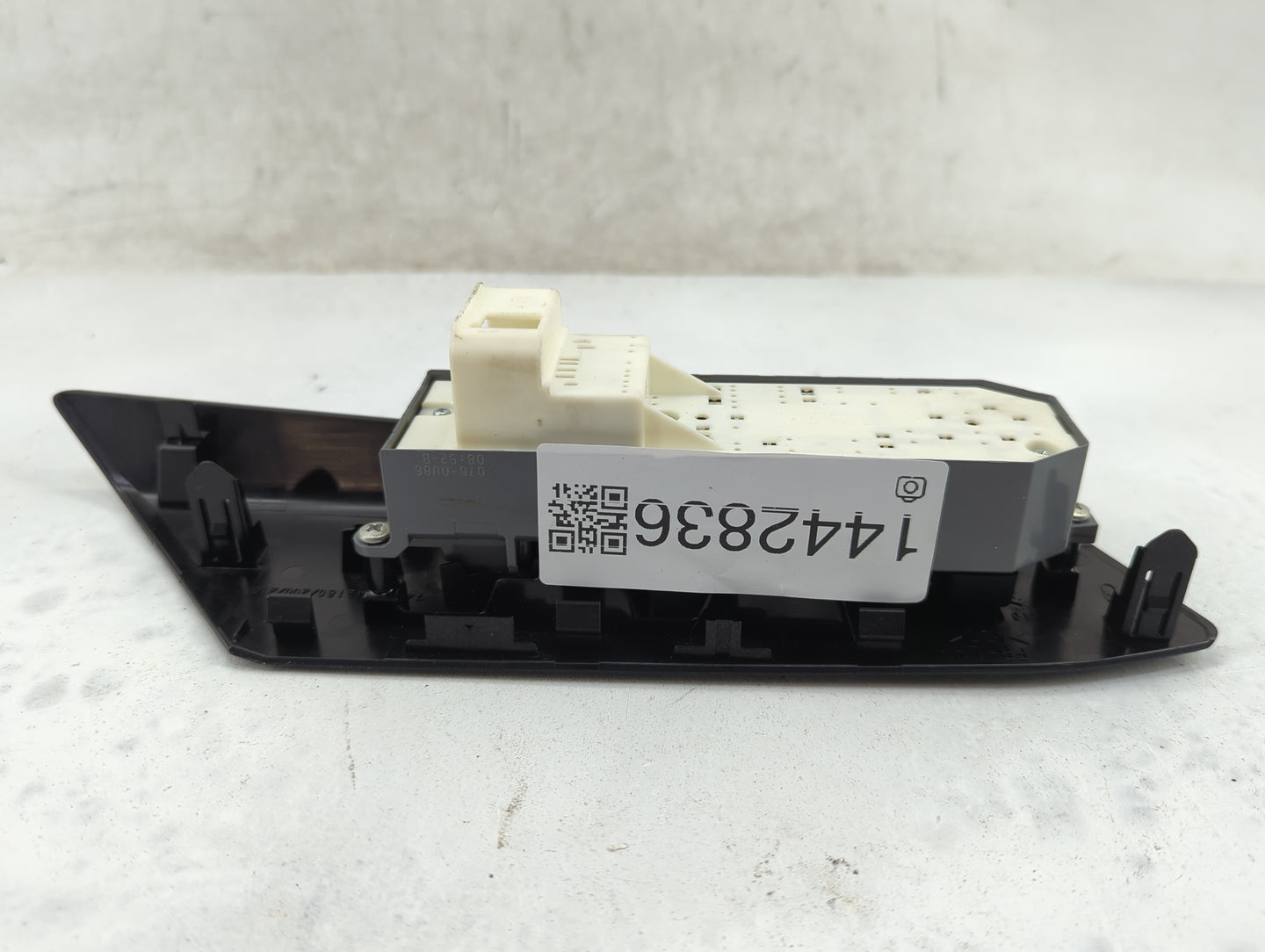 2013-2018 Toyota Rav4 Master Power Window Switch Replacement Driver Side Left P/N:42180 200/210 Fits OEM Used Auto Parts - O