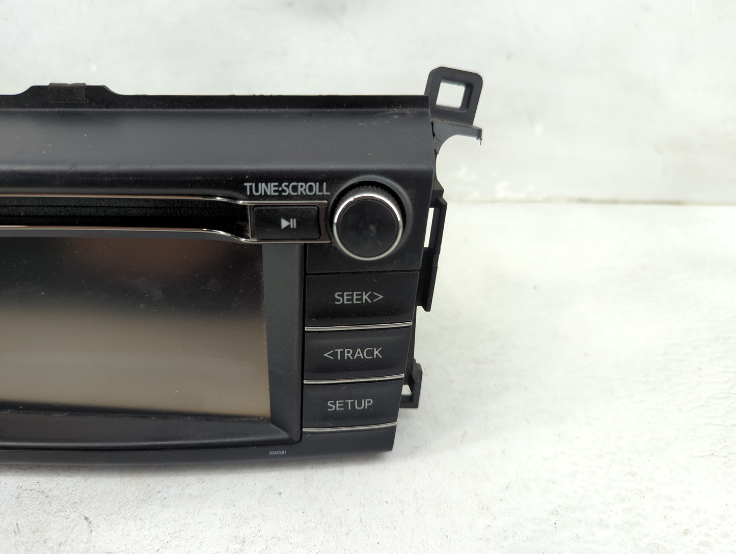 2016-2018 Toyota Rav4 Radio AM FM Cd Player Receiver Replacement P/N:86140-0R170 138000-9850G101 Fits Fits 2016 2017 2018 OE