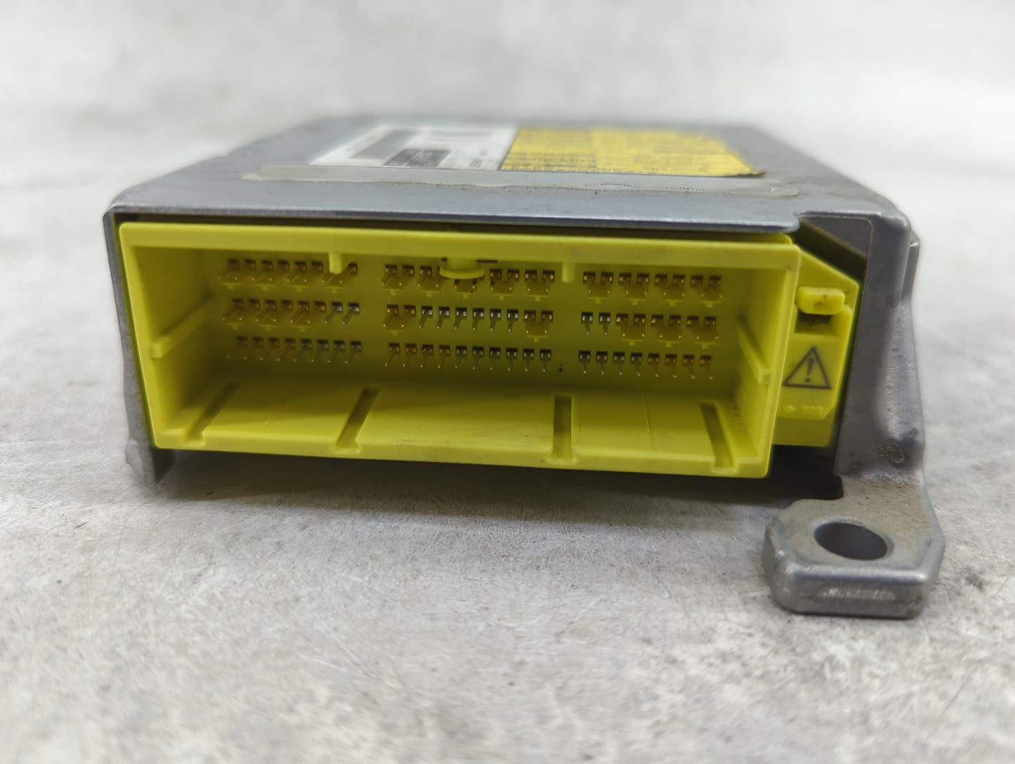 2018 Toyota Rav4 Safety Restraint Srs Airbag Control Module - Oemusedautoparts1.com