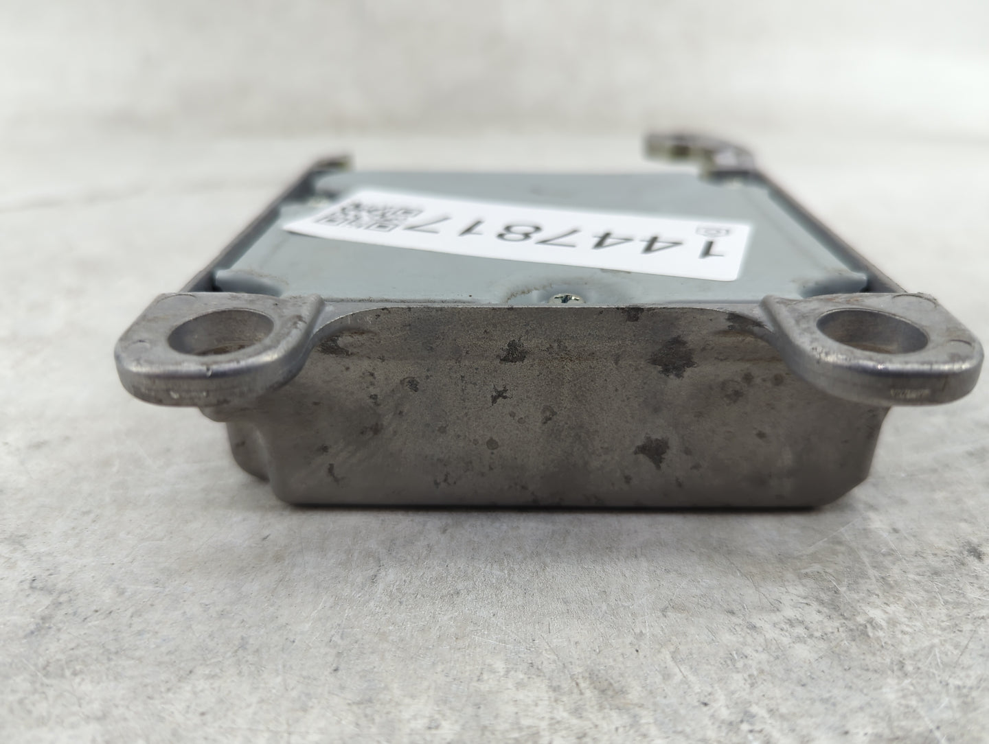 2018 Toyota Rav4 Safety Restraint Srs Airbag Control Module - Oemusedautoparts1.com