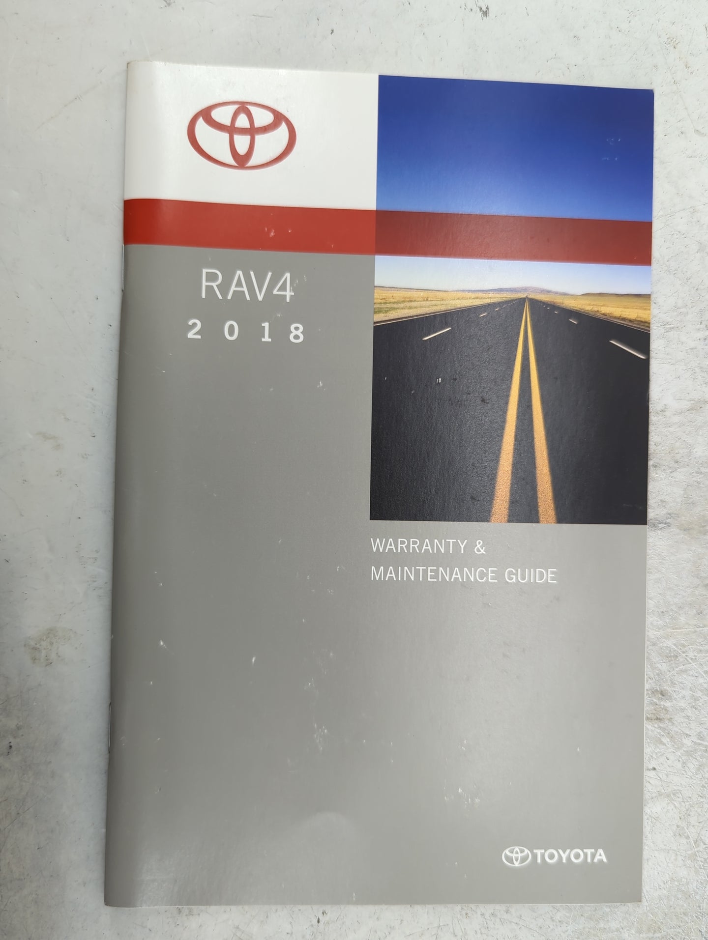 2018 Toyota Rav4 Owners Manual Book Guide P/N:OM42B92U 01999-42B92 OEM Used Auto Parts - Oemusedautoparts1.com