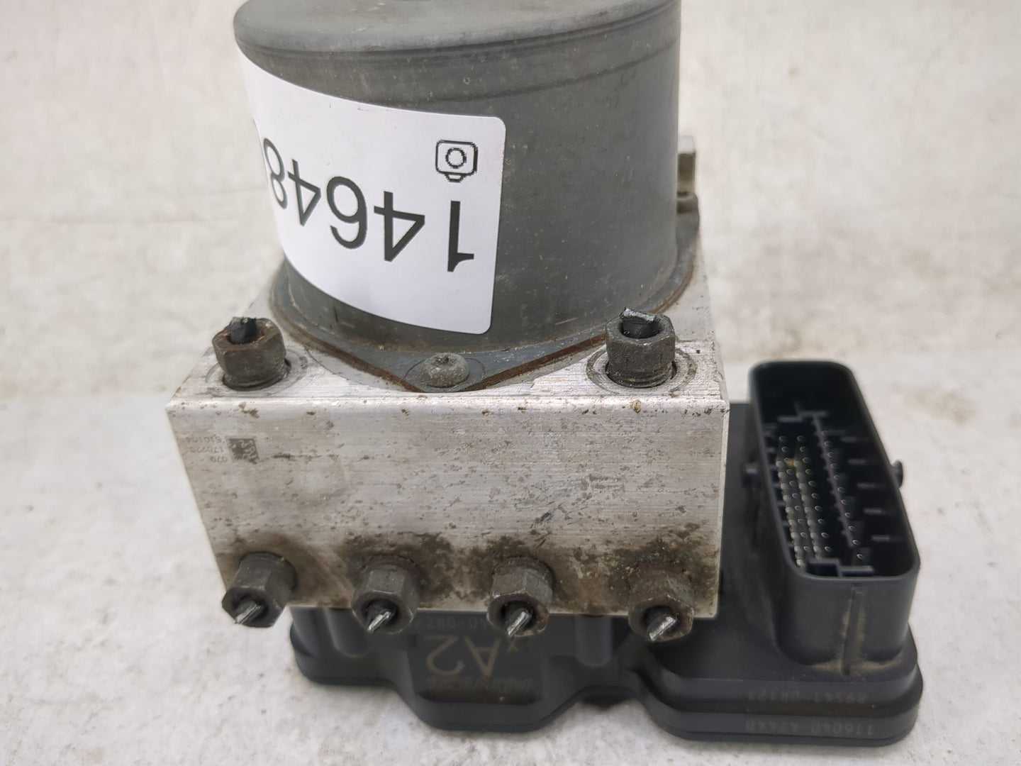 2016-2018 Toyota Rav4 ABS Pump Control Module Replacement P/N:44540-0R221 89541-0R121, 116040-47440 Fits Fits 2016 2017 2018