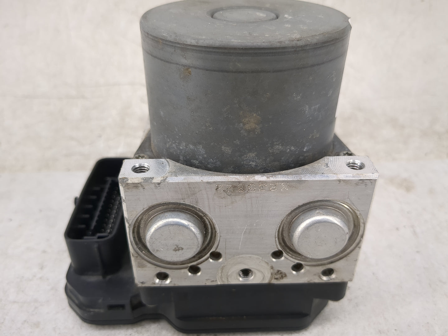 2016-2018 Toyota Rav4 ABS Pump Control Module Replacement P/N:44540-0R221 89541-0R121, 116040-47440 Fits Fits 2016 2017 2018