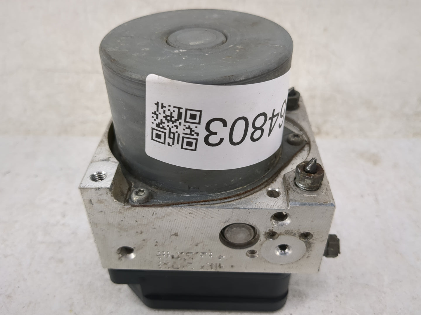 2016-2018 Toyota Rav4 ABS Pump Control Module Replacement P/N:44540-0R221 89541-0R121, 116040-47440 Fits Fits 2016 2017 2018