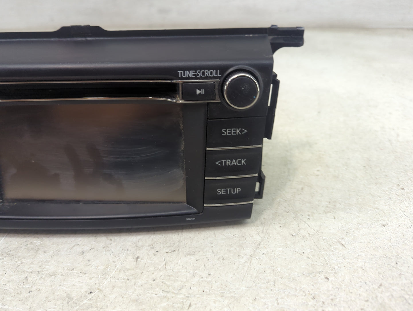 2016-2018 Toyota Rav4 Radio AM FM Cd Player Receiver Replacement P/N:86140-0R170 MQ809159 Fits Fits 2016 2017 2018 OEM Used 