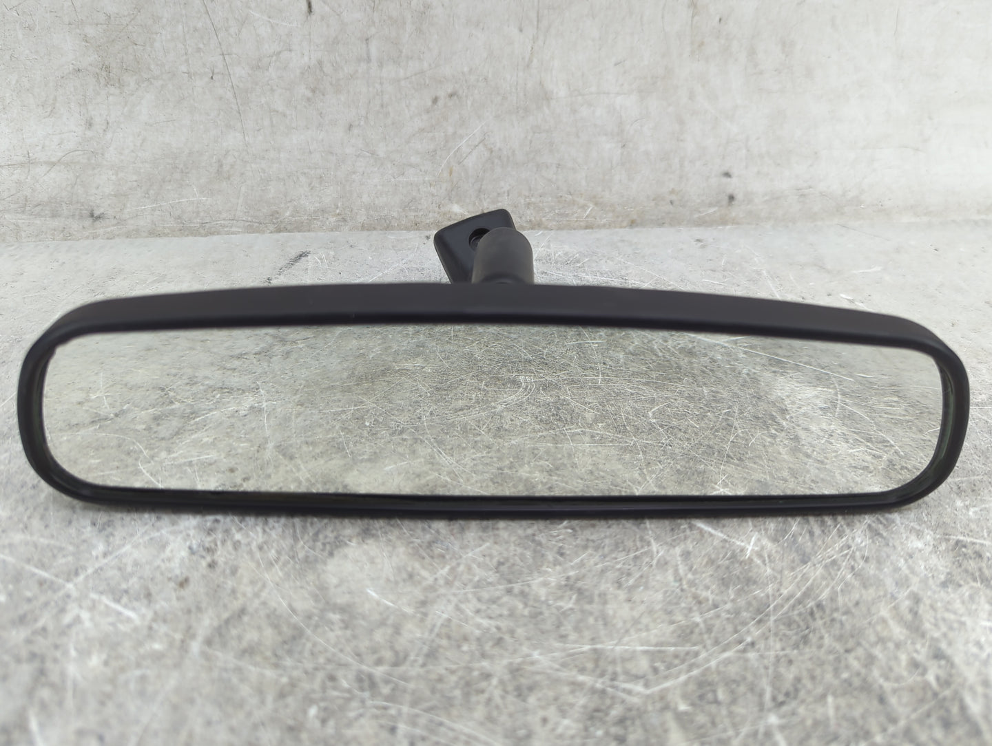 2016-2018 Toyota Rav4 Interior Rear View Mirror Replacement OEM P/N:045617 015617, 025617 Fits Fits 2016 2017 2018 OEM Used 